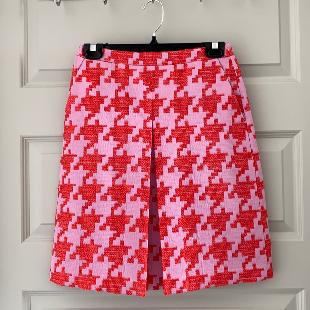 J Crew pink and orange large houndstooth skirt